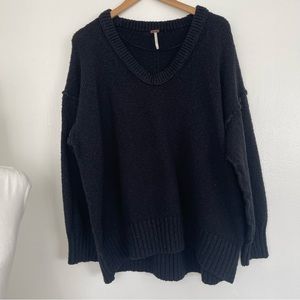 FREE PEOPLE V NECK PULLOVER BLACK SWEATER